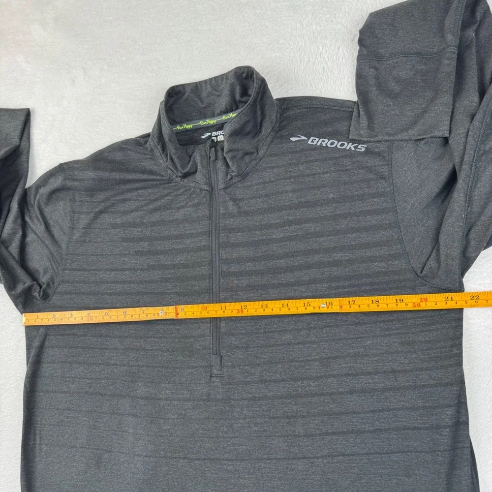 Brooks Quarter Zip Pullover Mens Medium Gray Equilibrium Running Thumbhole Top